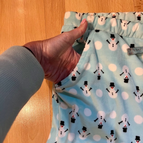 Muk Luks Velour Pajama Bottoms - Picture 7 of 9